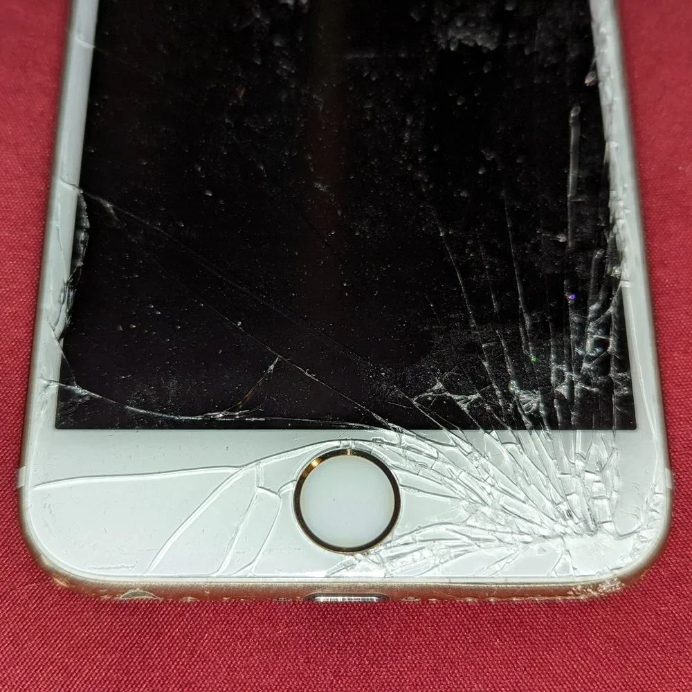iPhone 6S (A1633) - 64 GB #3 (For parts)***